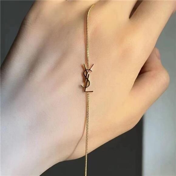 Luxury Gold Initial Bracelet for Women, Designer Statement 18K Gold Chain - Picture 2 of 7